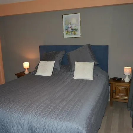 Holiday home Julienne5 *